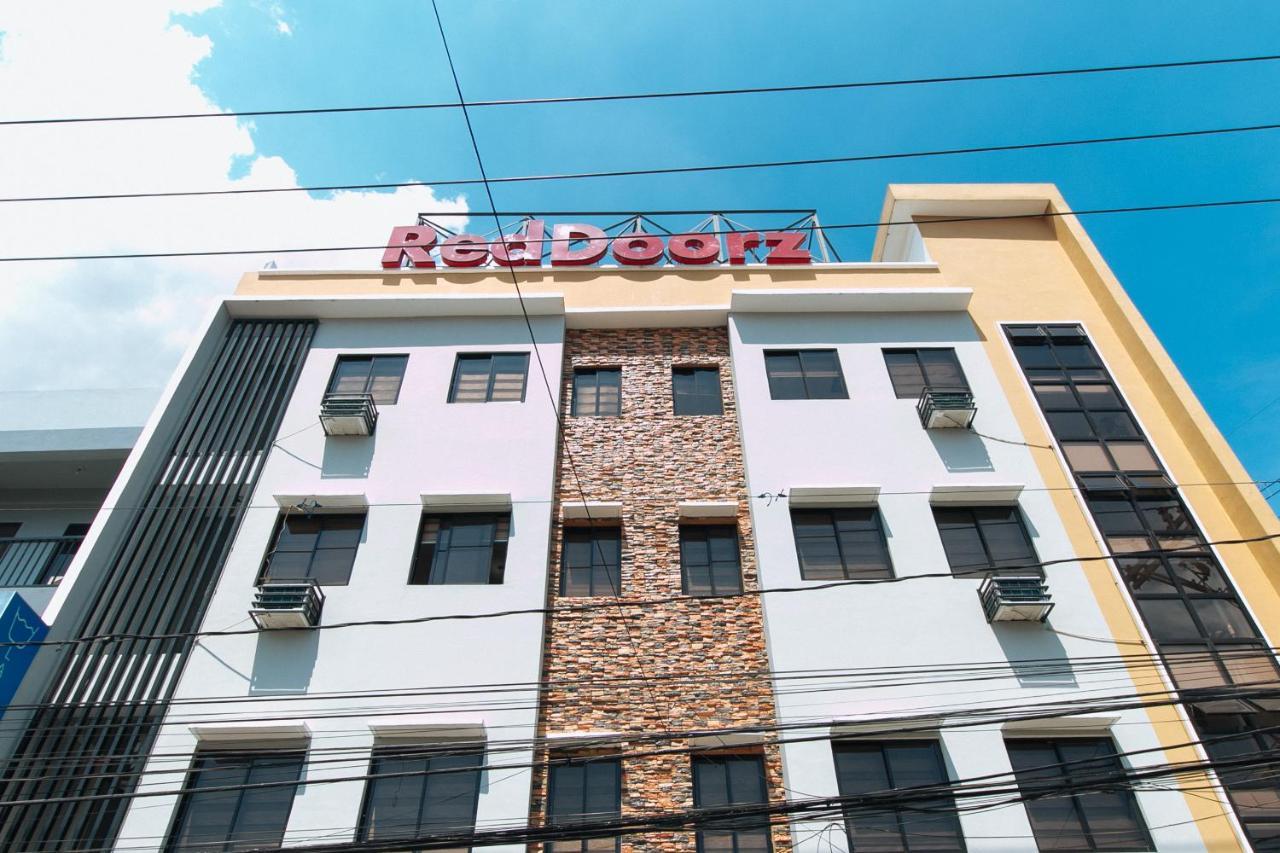 Reddoorz Near Sm Bicutan Hotel Paranaque City Kültér fotó