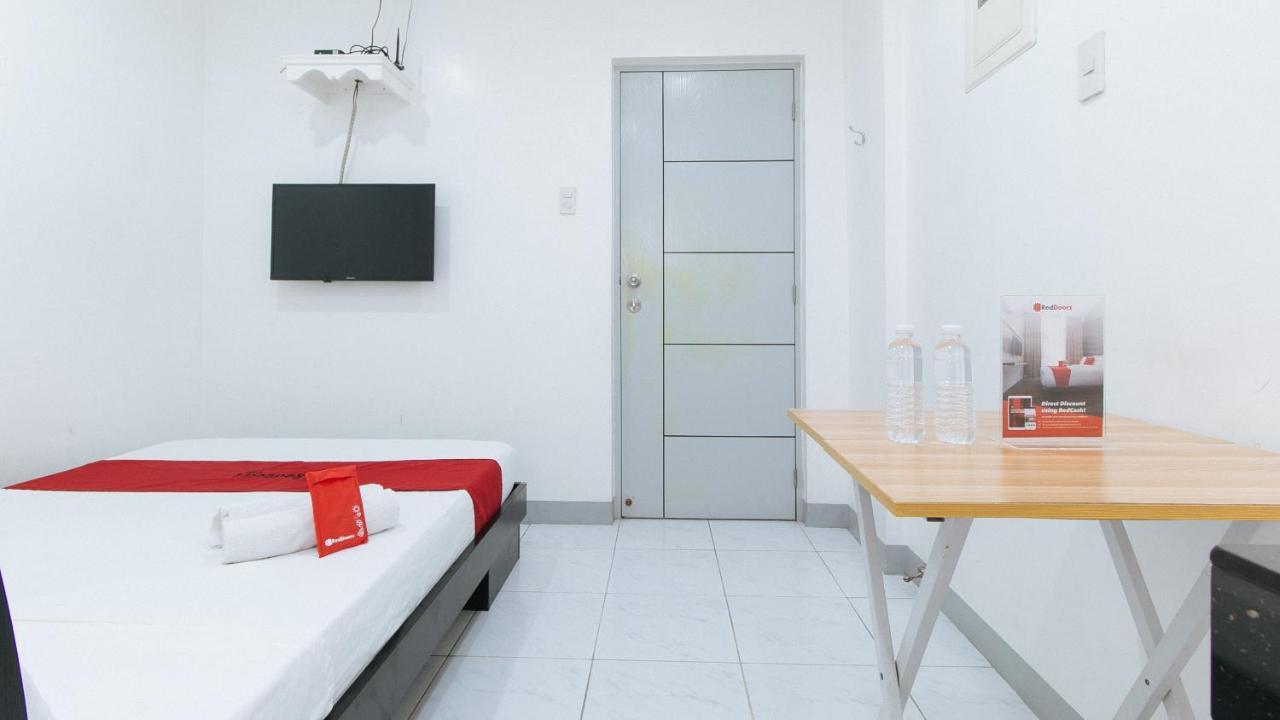 Reddoorz Near Sm Bicutan Hotel Paranaque City Kültér fotó