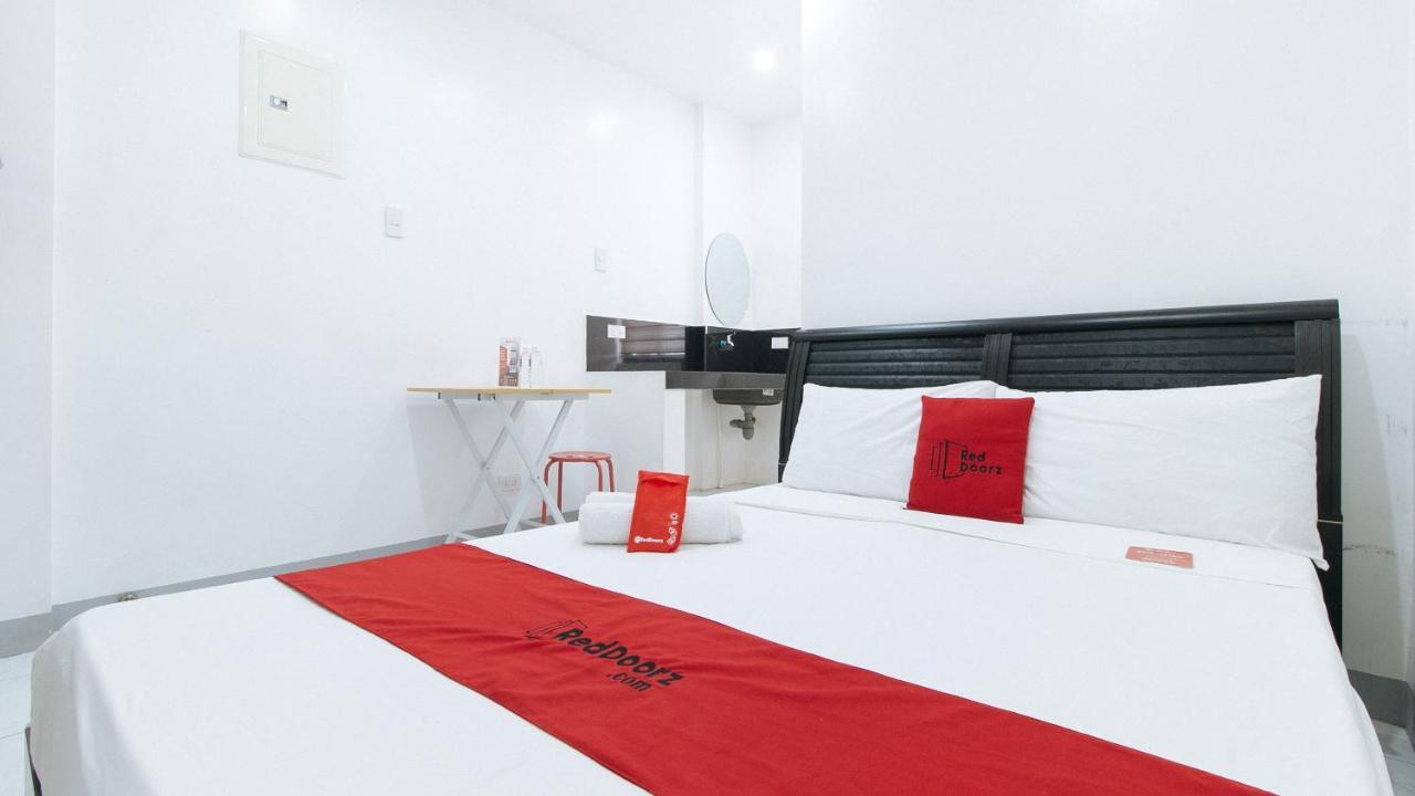 Reddoorz Near Sm Bicutan Hotel Paranaque City Kültér fotó