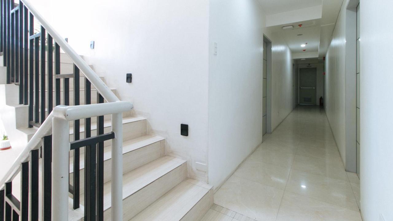 Reddoorz Near Sm Bicutan Hotel Paranaque City Kültér fotó