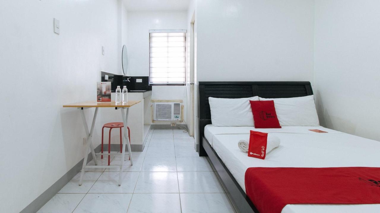 Reddoorz Near Sm Bicutan Hotel Paranaque City Kültér fotó