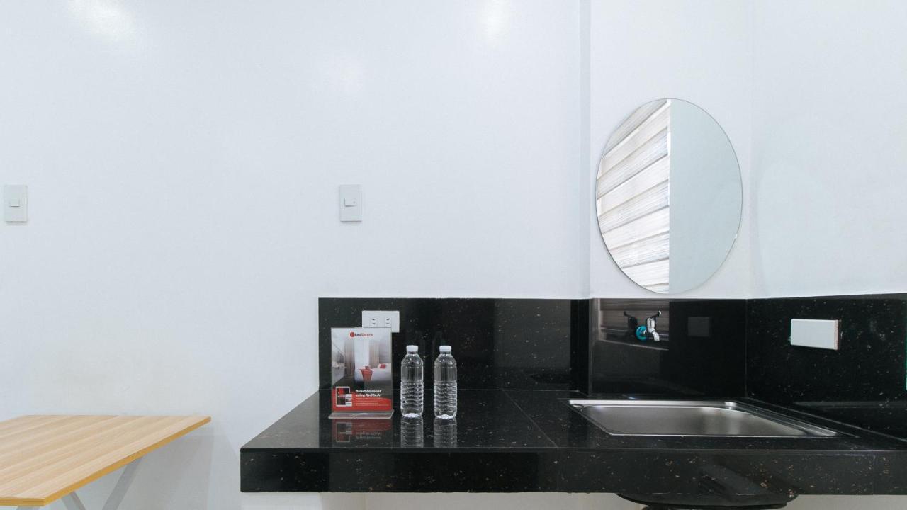 Reddoorz Near Sm Bicutan Hotel Paranaque City Kültér fotó