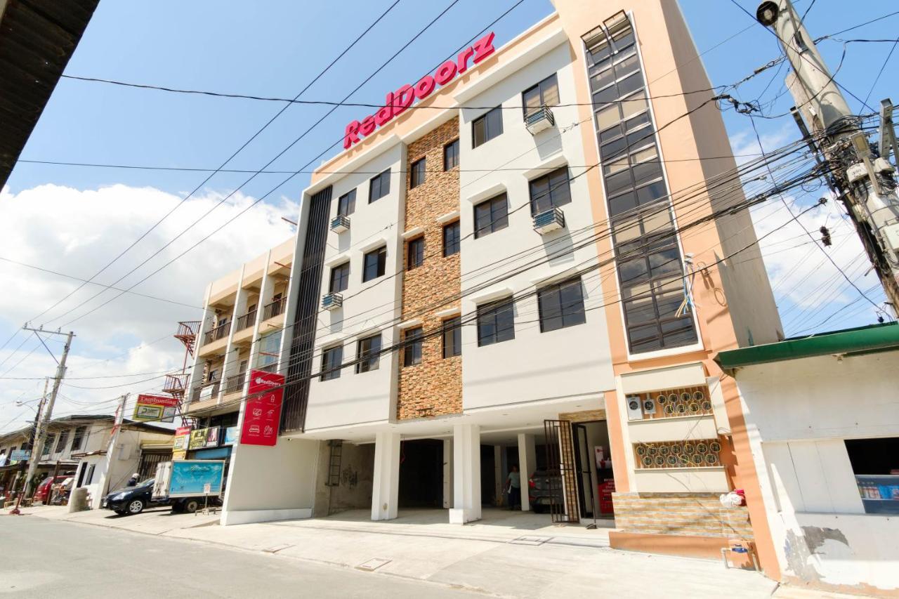 Reddoorz Near Sm Bicutan Hotel Paranaque City Kültér fotó